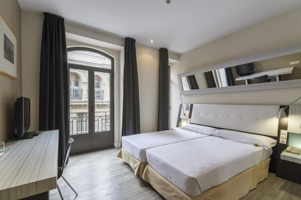 Petit Palace Chueca Madrid Bagian luar foto